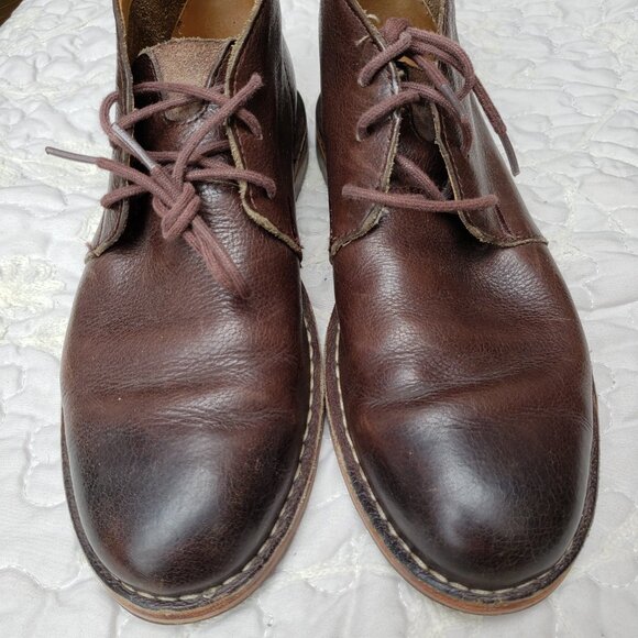 EUC COLE HAAN old school leather chukka ankle boots (7) in coffee colored brown - Picture 3 of 7